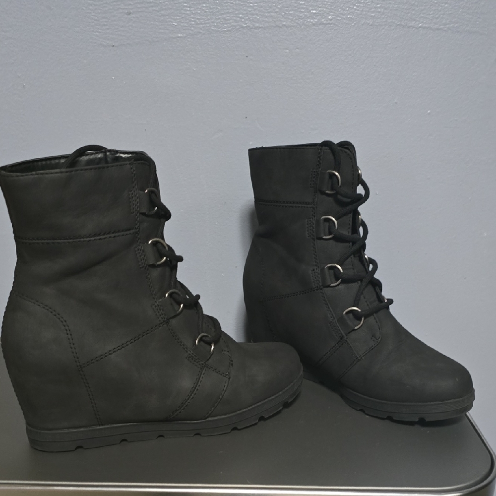 Sonoma Black Lace Up Wedge Boots